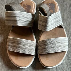 Sorel Women's Beige Strappy Sandals